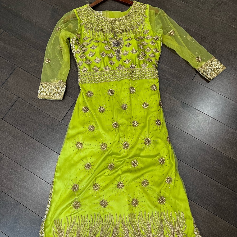 Xs Punjabi suit
